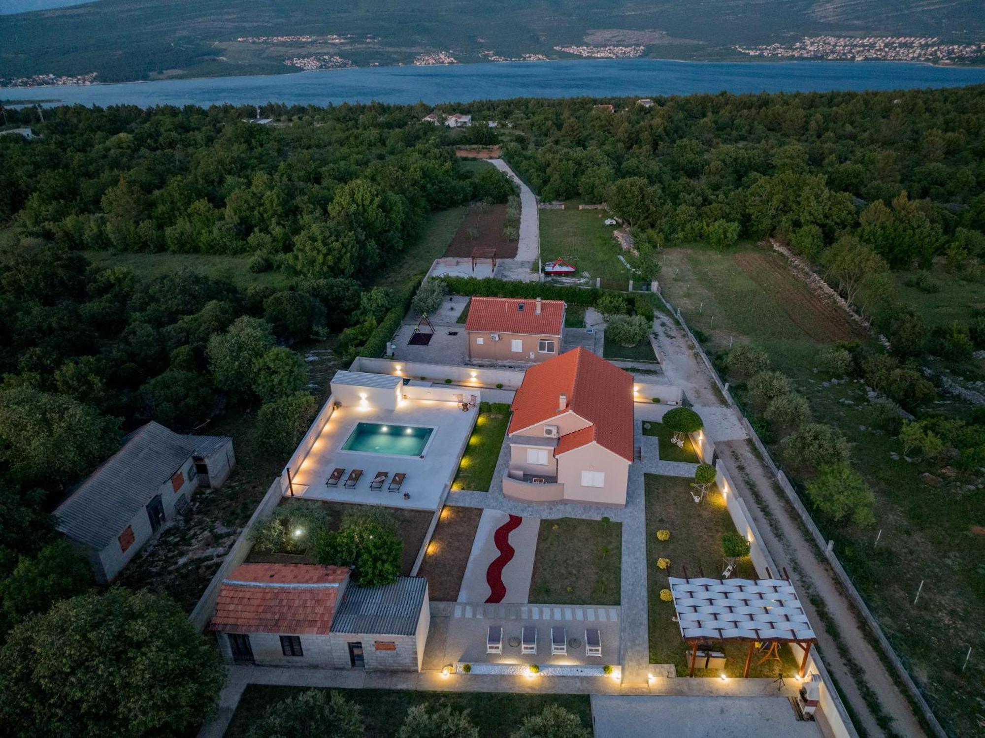 Torino Villa Pridraga Exterior photo